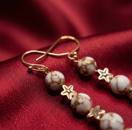 Howlite and Flowers Jewelry Set