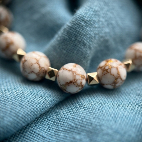 Spun Howlite Jewelry Set
