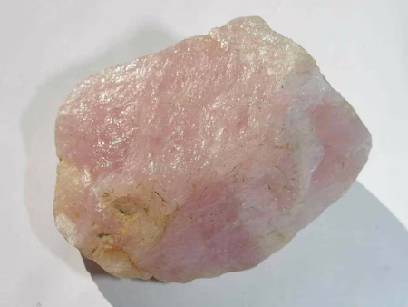 Read more about the article What is Rose Quartz?