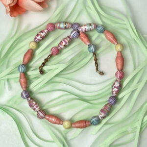 Mixed Hues Necklace